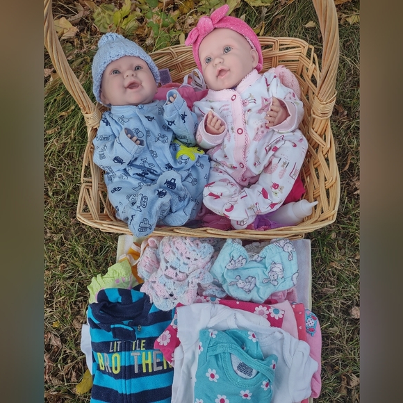 Baby dolls with basket and wardrobe. - Picture 11 of 11